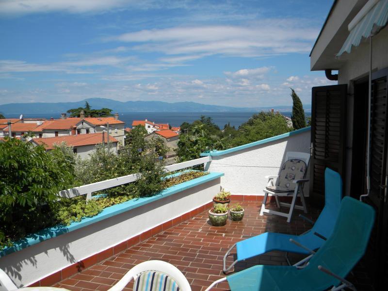 Apartments Ljuba I Mare Malinska Exterior photo
